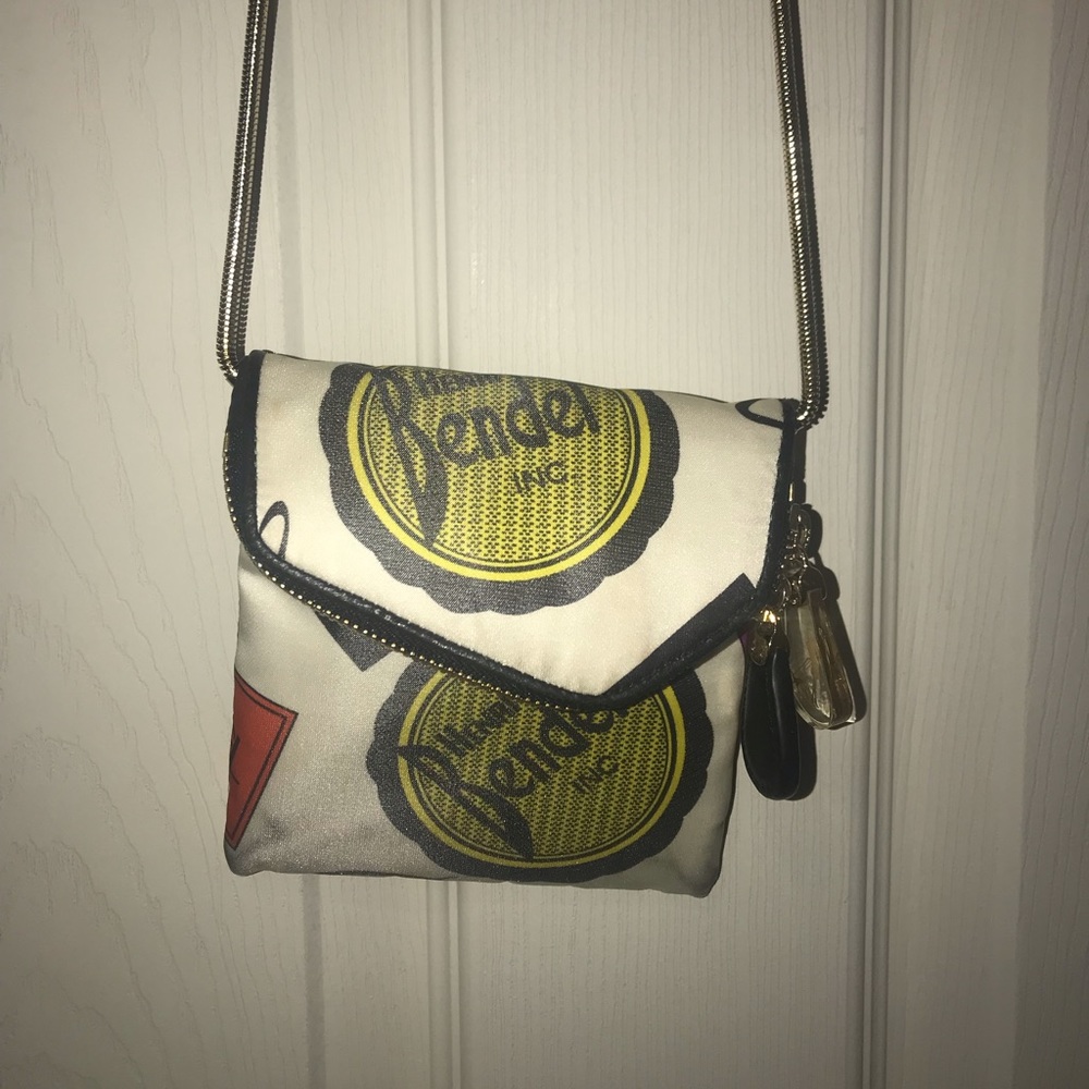 Small Henri Bendel crossbody bag